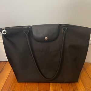Longchamp Le Pliage Medium Elegant Black Tote Bag